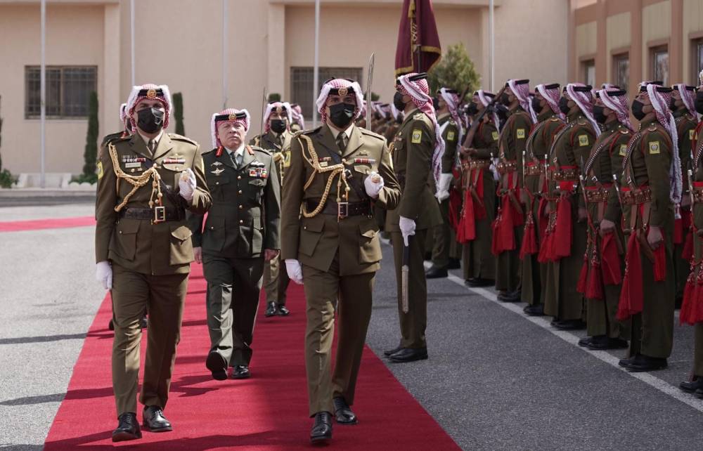 الملك  وولي العهد يزوران القيادة العامة للقوات المسلحة الأردنية – الجیش العربي