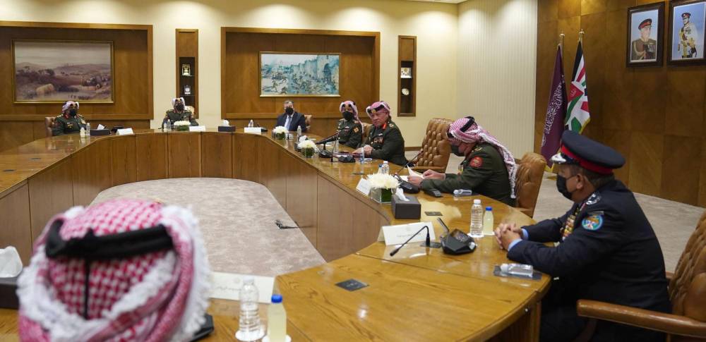 الملك  وولي العهد يزوران القيادة العامة للقوات المسلحة الأردنية – الجیش العربي