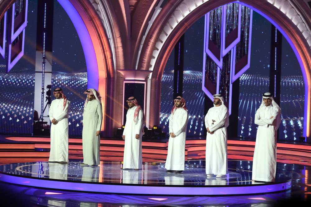 شاعر المليون بحلقته الثالثة عشرة.. إثارة وتشويق تملأ مسرح شاطئ الراحة بأبوظبي