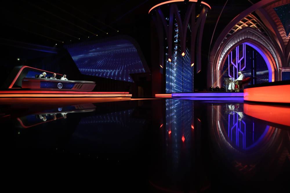 شاعر المليون بحلقته الثالثة عشرة.. إثارة وتشويق تملأ مسرح شاطئ الراحة بأبوظبي