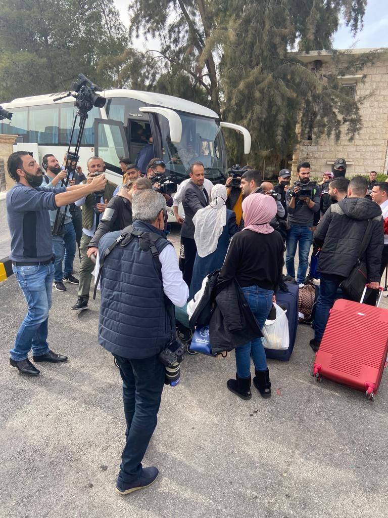 طائرة اجلاء الأردنيين من أوكرانيا عبر رومانيا تصل عمان 