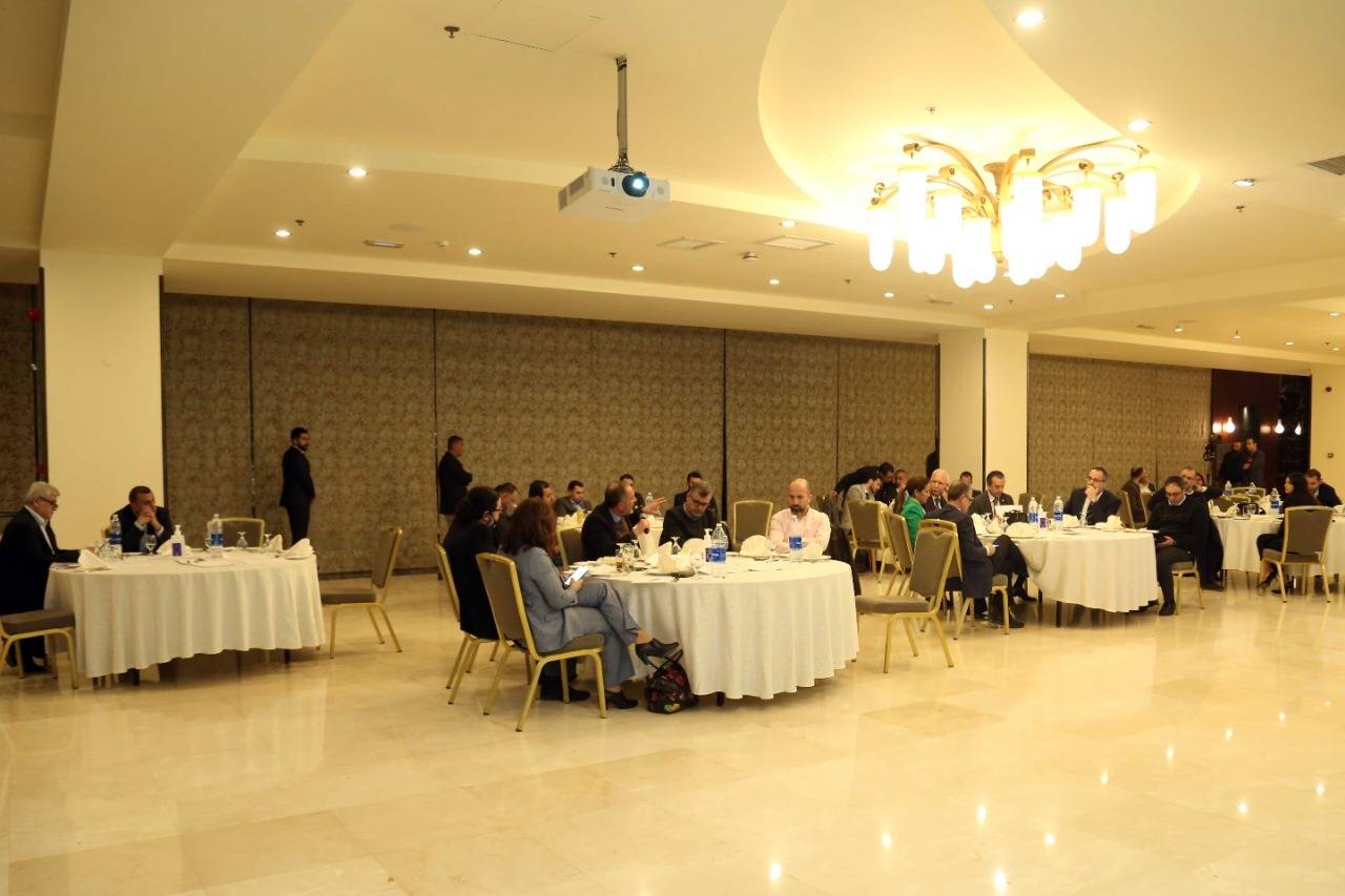 نقابة المهندسين تعقد ورشة عمل لبحت توحيد الجهود في مجالات تصدير الخدمات الهندسية وتعزيز النمو الاقتصادي للشركات المتوسطة والصغيرة. 