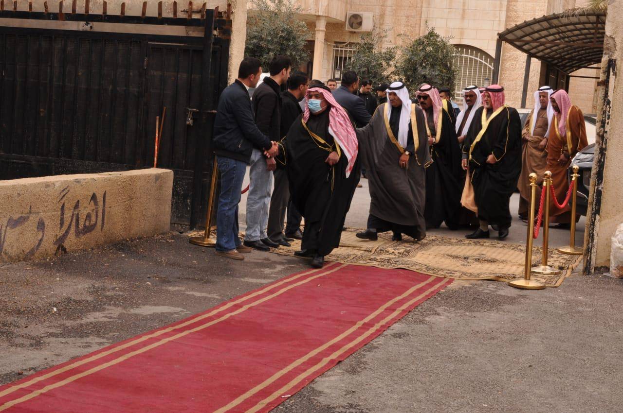 صدام محمود ابوالجود يولم بمناسبة المولود الجديد كنان 