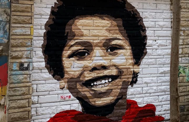 زياد جيوسي يكتب : جداريات