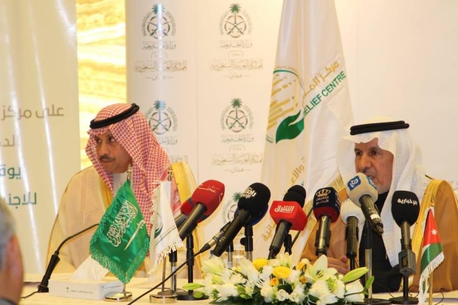 الربيعة أن المملكة العربية السعودية قيادة وشعبا تؤمن بأهمية الدور النبيل الذي تقوم به الأردن باحتضان اللاجئين السوريين