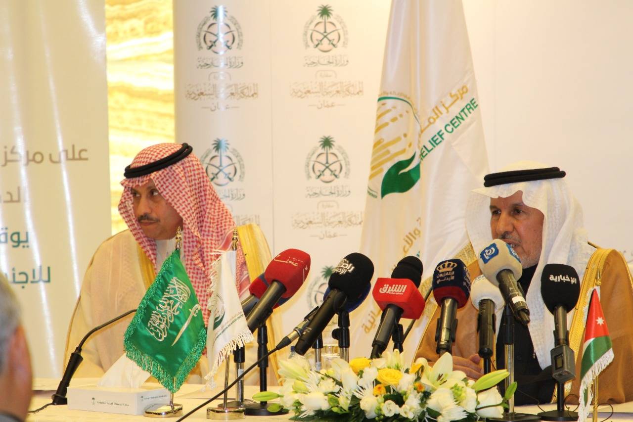 الربيعة أن المملكة العربية السعودية قيادة وشعبا تؤمن بأهمية الدور النبيل الذي تقوم به الأردن باحتضان اللاجئين السوريين