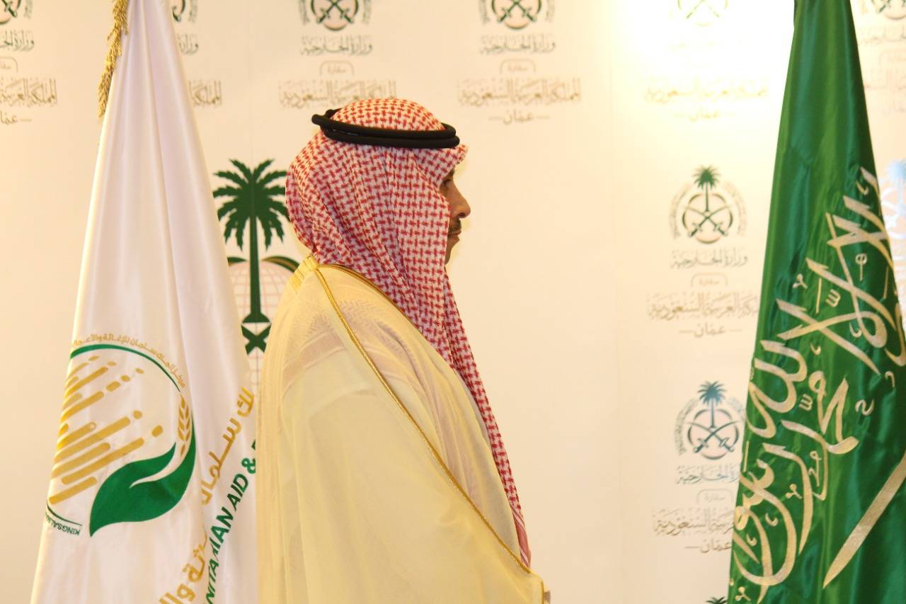 الربيعة أن المملكة العربية السعودية قيادة وشعبا تؤمن بأهمية الدور النبيل الذي تقوم به الأردن باحتضان اللاجئين السوريين