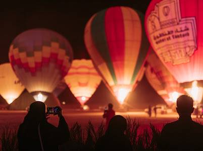 مهرجان سماء العلا يحقق الرقم القياسي لأكبر عرض ليلي للمناطيد المضيئة في العالم  