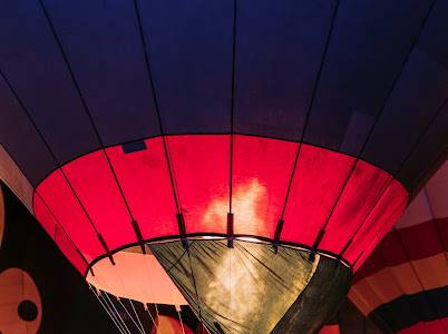 مهرجان سماء العلا يحقق الرقم القياسي لأكبر عرض ليلي للمناطيد المضيئة في العالم  