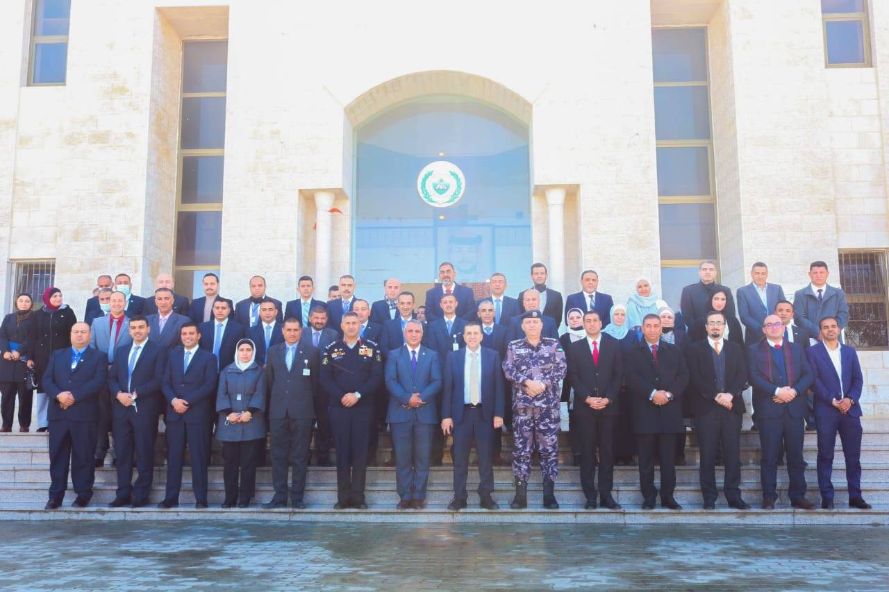 العجلوني يشيد بالمستوى المتقدم لأكاديمية الأمير الحسين بن عبدالله الثاني للحماية المدنية