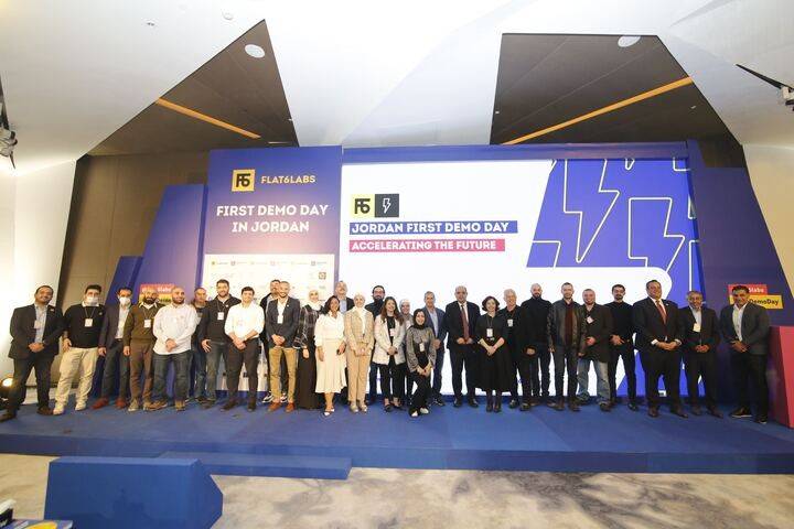 شركة Flat6Labs  تحتفل بخمس شركات ناشئة خلال يوم العروض الأول في الأردن