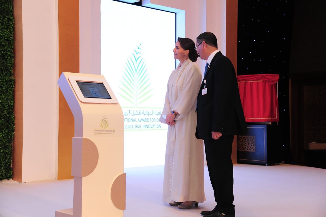 وزير الزراعة الحنيفات يشيد بجهود دولة الإمارات بدعم وتنمية قطاع النخيل وإنتاج التمور في الأردن