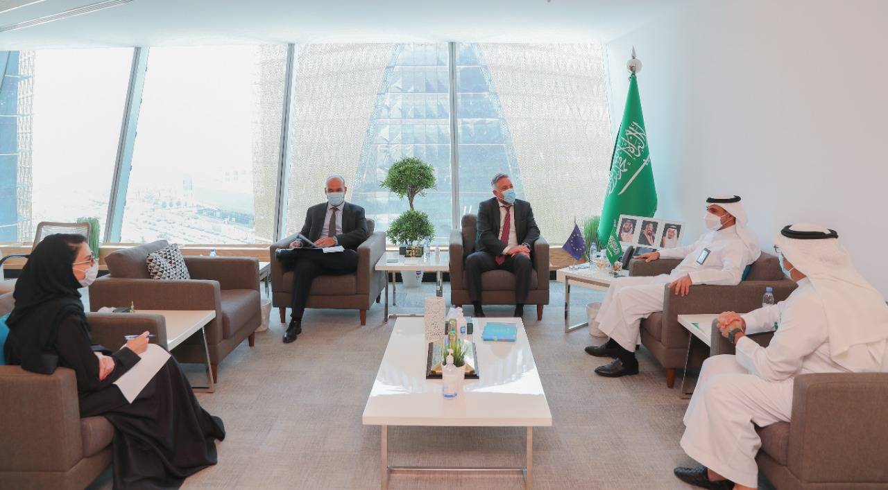 سفير الاتحاد الأوروبي في الرياض يزور المستشفى الافتراضي الأكبر عالمياً