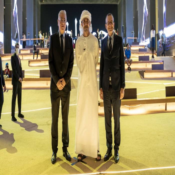 عبدالله بن زايد بن سلطان آل نهيان وزير الخارجية والتعاون الدولي لدولة الإمارات العربية المتحدة يزور الجناح الإسرائيلي في إكسبو 2020 دبي