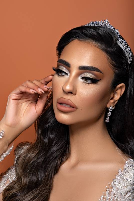   شمس ميديا تنظم أضخم تظاهرة جمالية في دير الأسد  200 مشتركة ضمن دورة تعليمية لفنون المكياج في دير الأسد