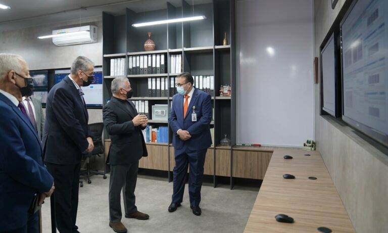 الملك: عدم التهاون مع التجاوزات المؤثرة على نزاهة الانتخابات