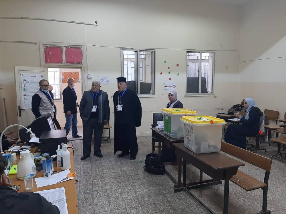 غرايبة والعرموطي والأب حداد يجرون جولة ميدانية على مراكز اقتراع في العاصمة