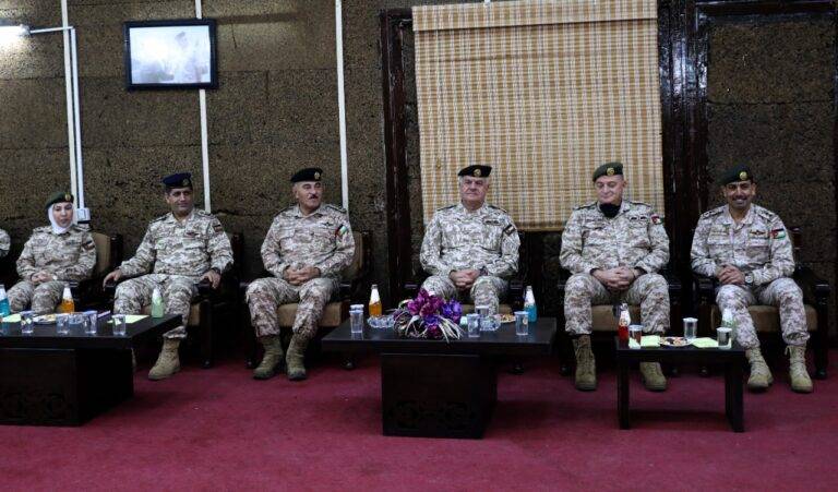 اللواء الحنيطي يزور قيادة موسيقات القوات المسلحة