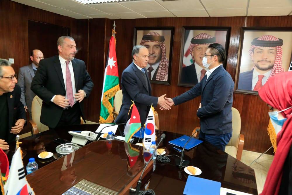 وزير المياه والري : اتفاقية مع الوكالة الكورية KOICA لتحسين شبكات مياه المصطبة /جرش بقيمة 9.13 مليون دولار 