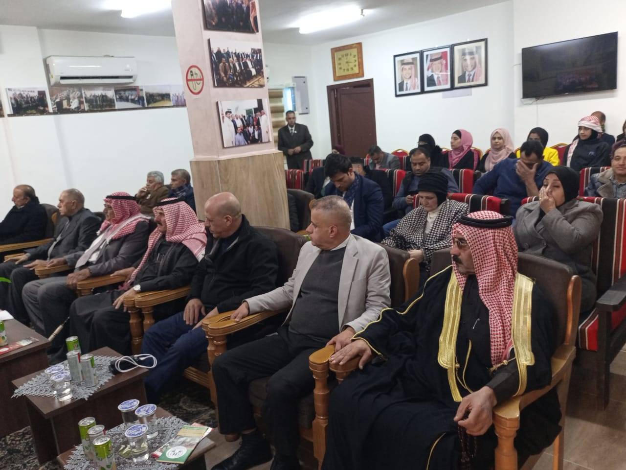 ملتقى متقاعدي جنوب شرق عمان العسكريين يقيم احتفالاً  وطنياً 