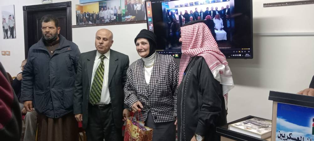 ملتقى متقاعدي جنوب شرق عمان العسكريين يقيم احتفالاً  وطنياً 