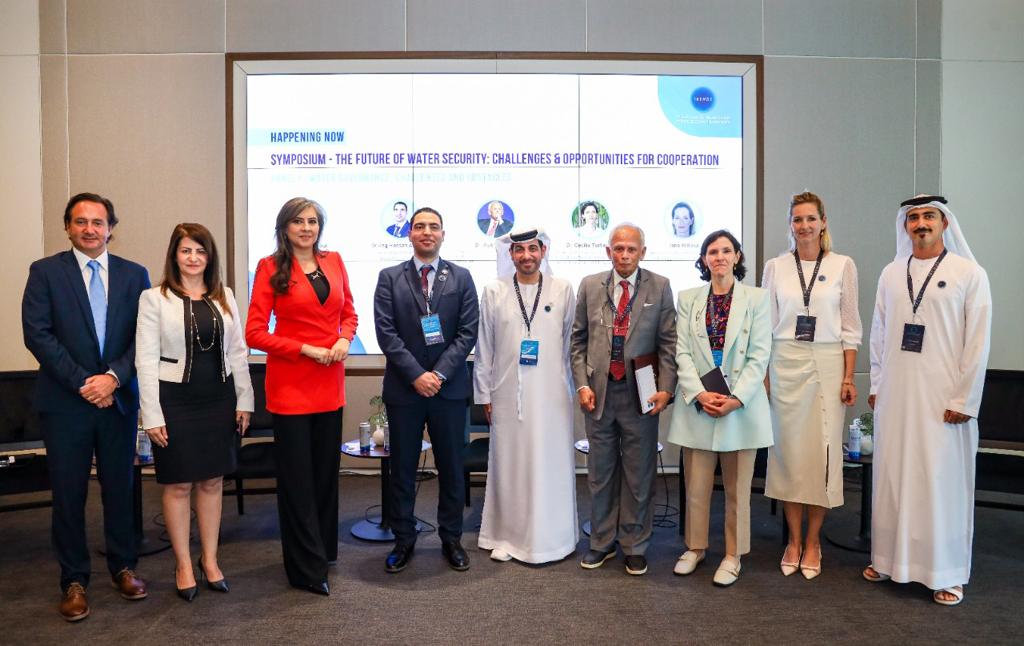 خبراء ومختصون: العالم بحاجة إلى تعظيم الاستفادة من التكنولوجيا وحوكمة الموارد وتعزيز الحوار لتحقيق الأمن المائي المستدام