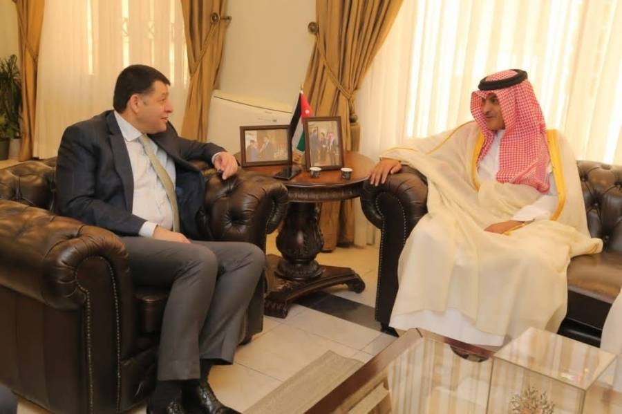 وزير العمل : إعادة تفعيل المنصة القطرية والقطاع الخاص القطري بدأ بوضع الوظائف على المنصة