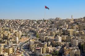 درجات الحرارة أعلى من معدلاتها الخميس
