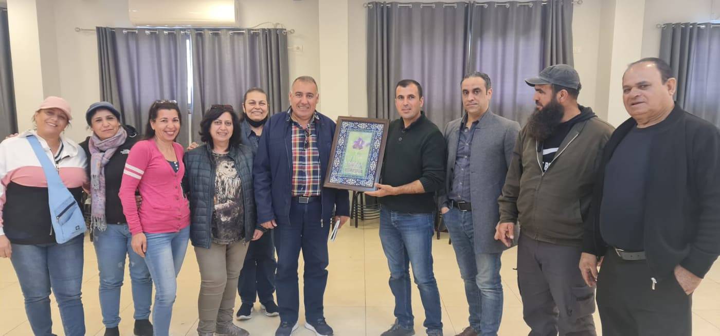 جنين: الاطلاع على سوسن فقوعة والمشاريع البيئية فيها