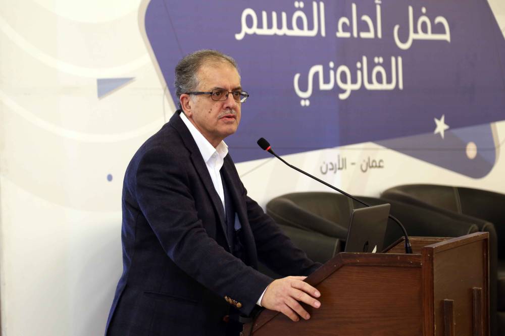 127 مهندسا ومهندسة يؤدون اليمين القانونية في عمان