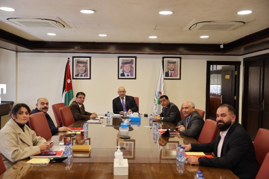 د. النسور: (20,917,366) مليون دينار إيرادات شركة الموانئ الصناعية الأردنية في العام 2021 .