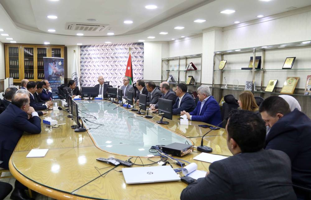 نقيب المهندسين يبحث آفاق تعزيز التعاون المشترك مع نقابة مقاولي الانشاءات