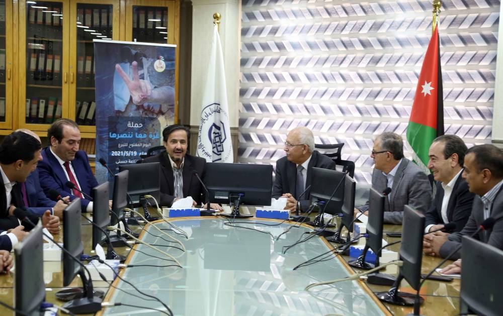 نقيب المهندسين يبحث آفاق تعزيز التعاون المشترك مع نقابة مقاولي الانشاءات