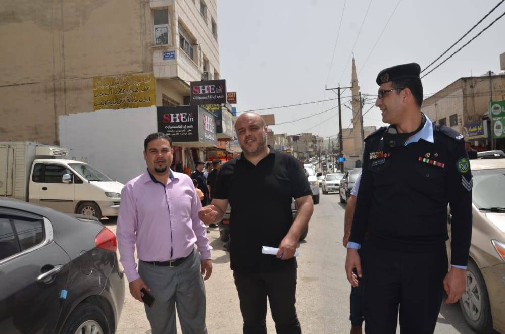 متصرف لواء الكورة يتابع أسعار الخضروات والسلع الغذائية في دير ابي سعيد..