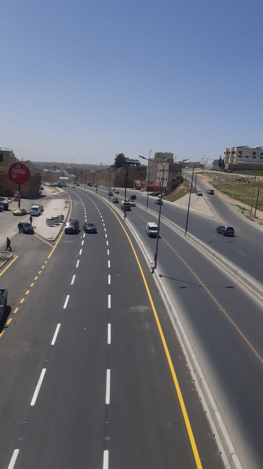 الأشغال: أستكمال جزء من من أعمال مشروع الباص سريع بين عمان والزرقاء