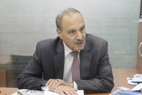 فوضى ... وازدحامات في كل مكان ..بقلم شفيق عبيدات