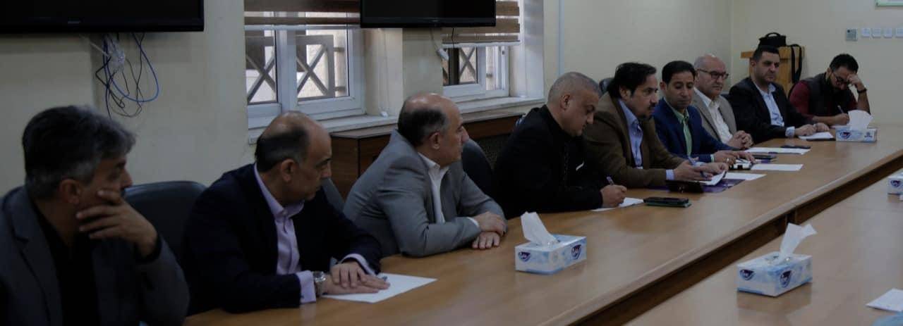 وزير الطاقة والثروة المعدنية يلتقي نقيب ومجلس نقابة المقاولين 