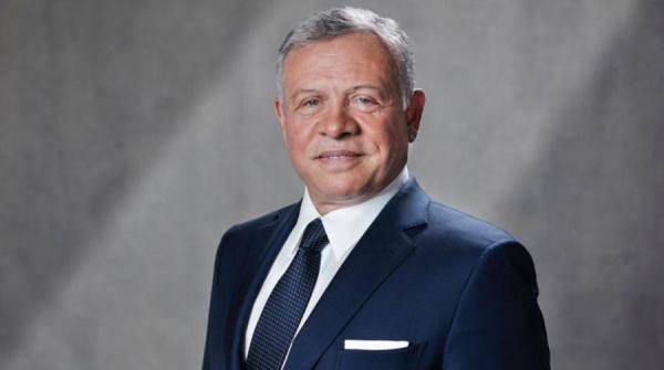 مدير عام دائرة الشؤون الفلسطينية يهنئ ويبارك لجلالة الملك بنجاح العملية الجراحية