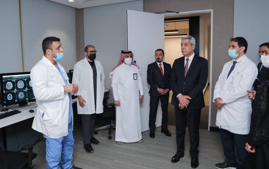 وزير الصحة يلتقي سفراء المملكة المتحدة وبلجيكا وباكستان والعراق