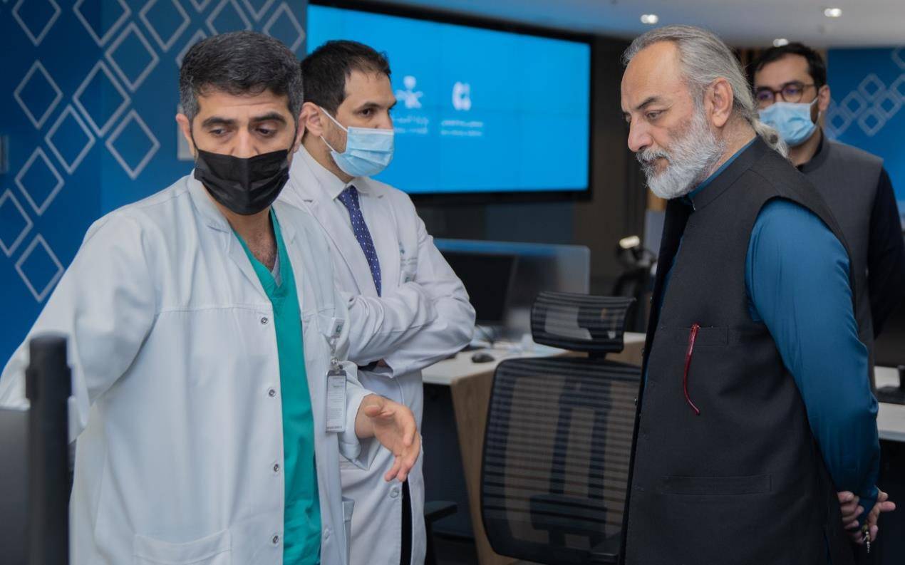 وزير الصحة يلتقي سفراء المملكة المتحدة وبلجيكا وباكستان والعراق 