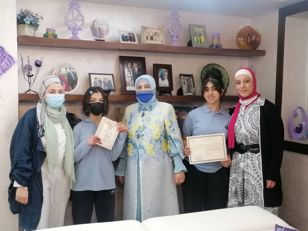 مدارس النظم الحديثة تحصد المركز الثاني والثالث في مسابقة الرسم الوطنية الأولى