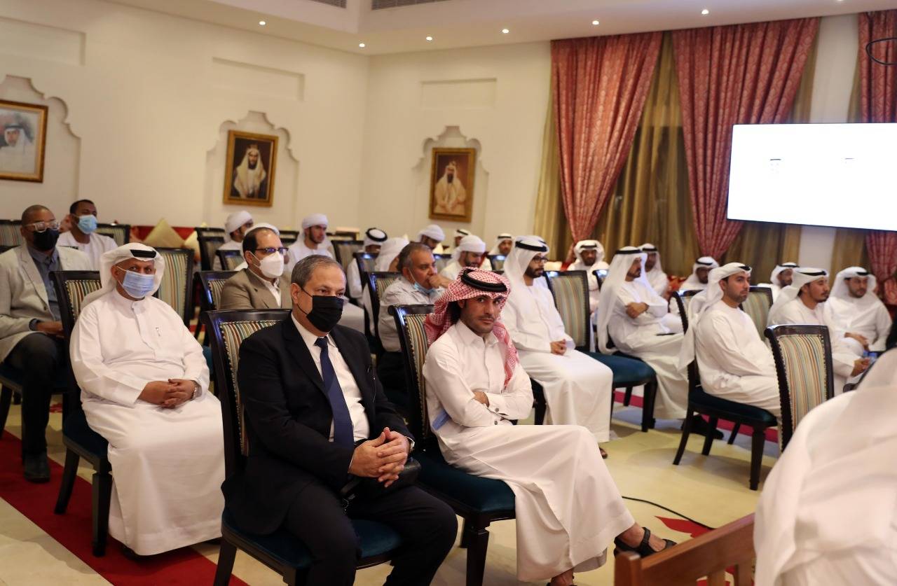 وزارة العدل في ابوظبي تنظم محاضرة حول تشريعات الخمسين ودورها في تعزيز جودة حياة المجتمع في مجلس محمد خلف