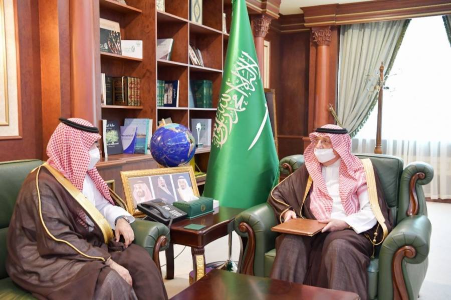 نائب أمير جازان يستقبل مدير الخطوط السعودية بالمنطقة