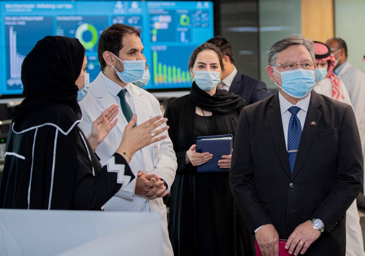 وزير  الصحة السعودي يلتقي سفير الفلبين لدى المملكة العربية السعودية 