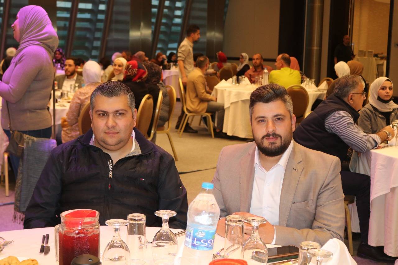 مؤسسة آفاق الحياة لمستحضرات التجميل تقيم افطارا رمضانيا وحفل تخريج لدورة العناية بالبشرة  