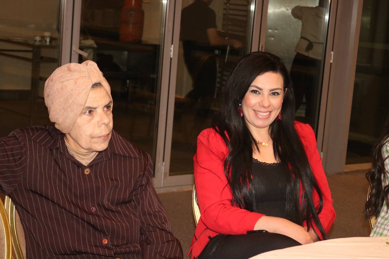 مؤسسة آفاق الحياة لمستحضرات التجميل تقيم افطارا رمضانيا وحفل تخريج لدورة العناية بالبشرة  