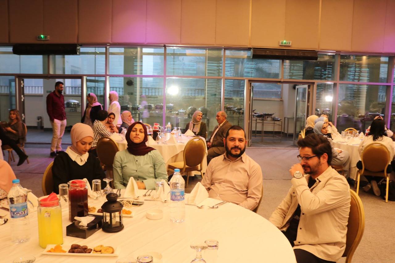 مؤسسة آفاق الحياة لمستحضرات التجميل تقيم افطارا رمضانيا وحفل تخريج لدورة العناية بالبشرة  