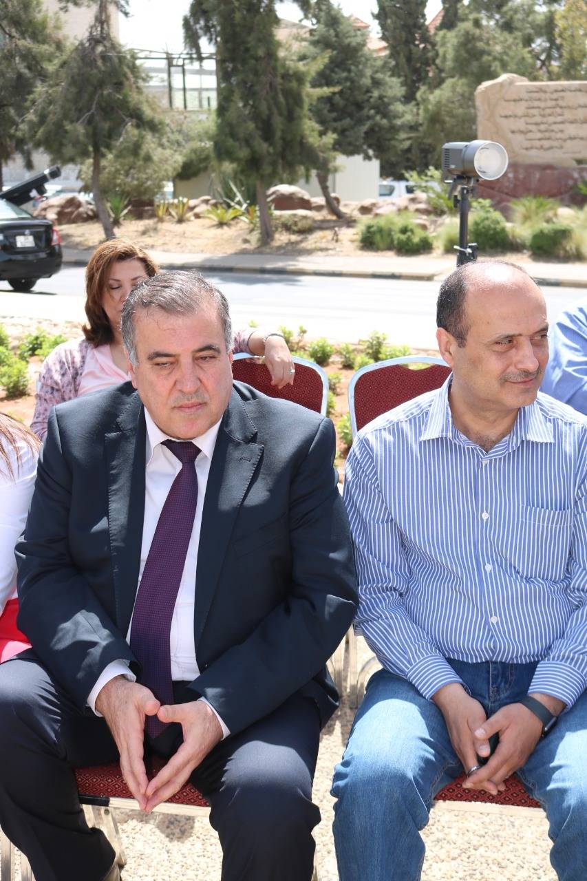 امين عمان والسفير العراقي يزيحان الستار عن مجسم السوسنة على الدوار السادس   