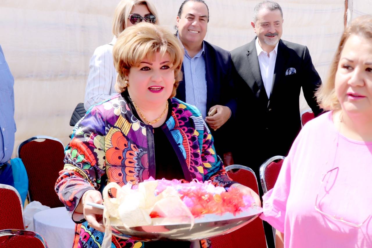 امين عمان والسفير العراقي يزيحان الستار عن مجسم السوسنة على الدوار السادس   