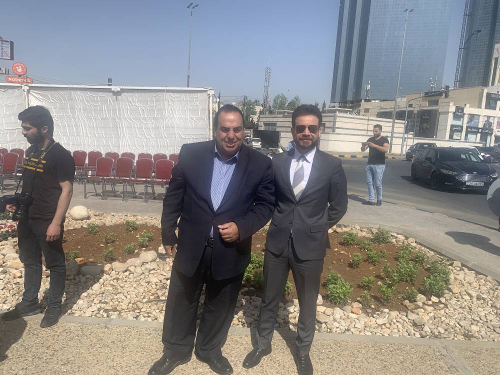 امين عمان والسفير العراقي يزيحان الستار عن مجسم السوسنة على الدوار السادس   